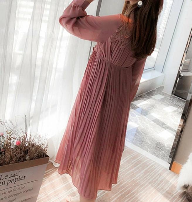 Glow maternity dress Try Modest Limited 