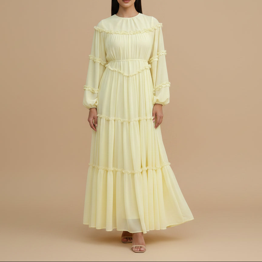 Amara Stufen-Chiffon-Maxikleid