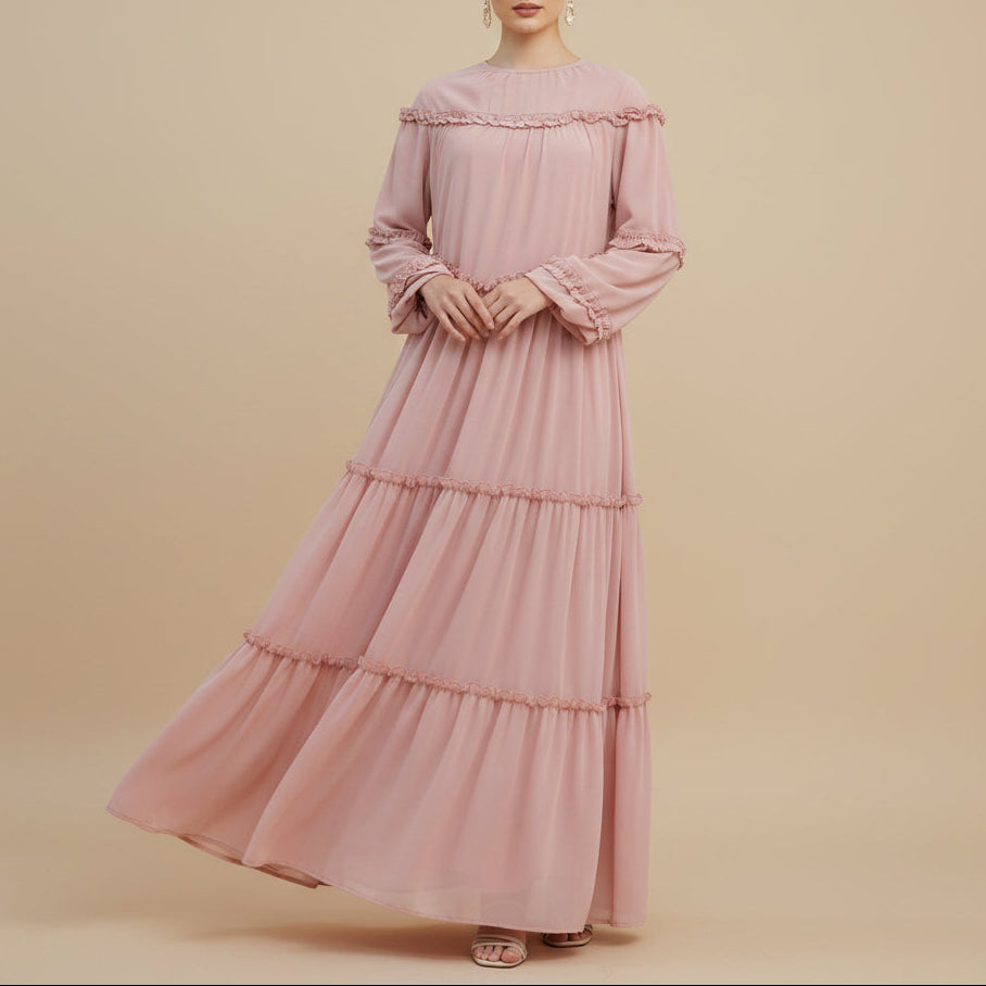 Amara Stufen-Chiffon-Maxikleid