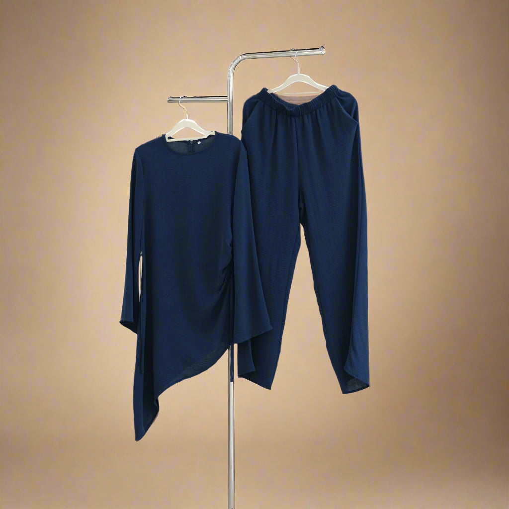 Asimetrik Drape Tunik ve Geniş Paça Pantolon Takımı