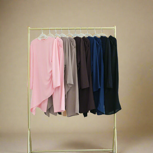 Asimetrik Drape Tunik ve Geniş Paça Pantolon Takımı