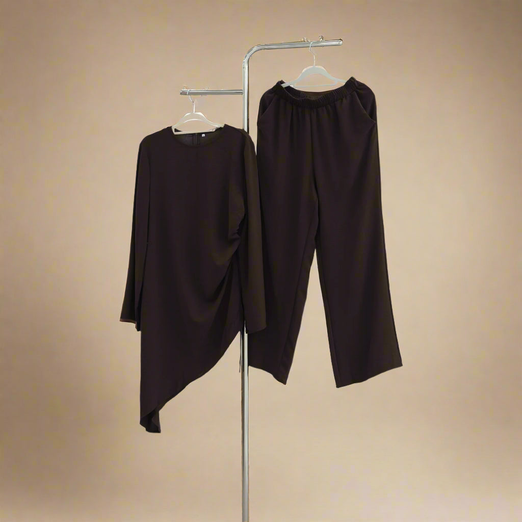 Asimetrik Drape Tunik ve Geniş Paça Pantolon Takımı