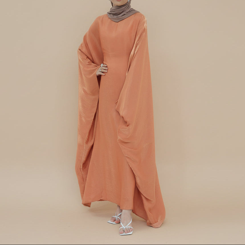 Abito da sera metallizzato liquido Dariya – Abito formale modesto e scintillante di lusso