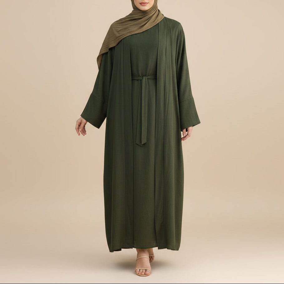 Abaya drapeada a dúo y vestido lencero
