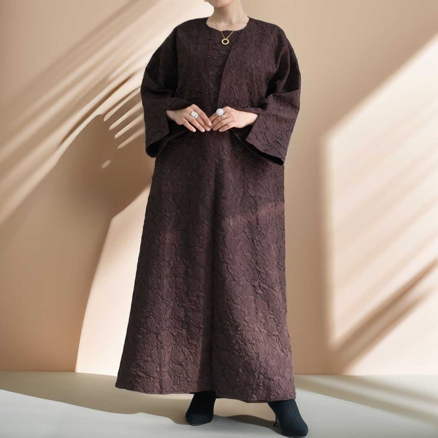 Embossed Winter Abaya Robe with Vest - Try Modest Limited 