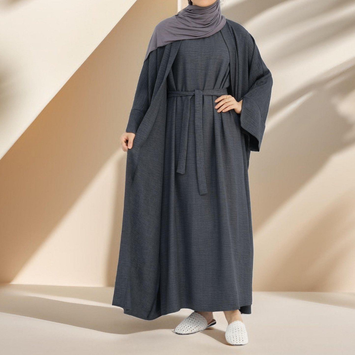 Kamila Classic : ensemble d'abaya ouvert uni 2 pièces