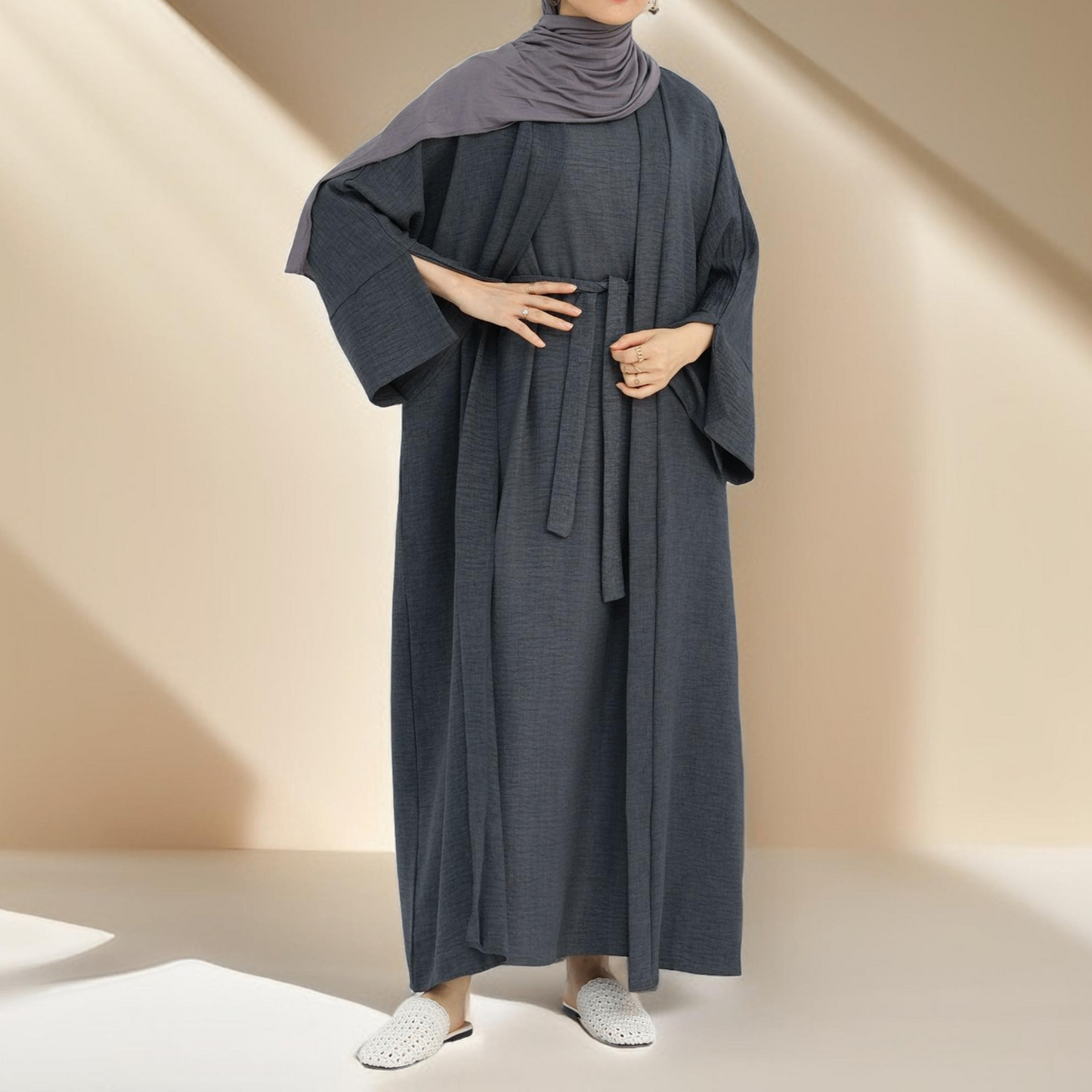 Kamila Classic : ensemble d'abaya ouvert uni 2 pièces