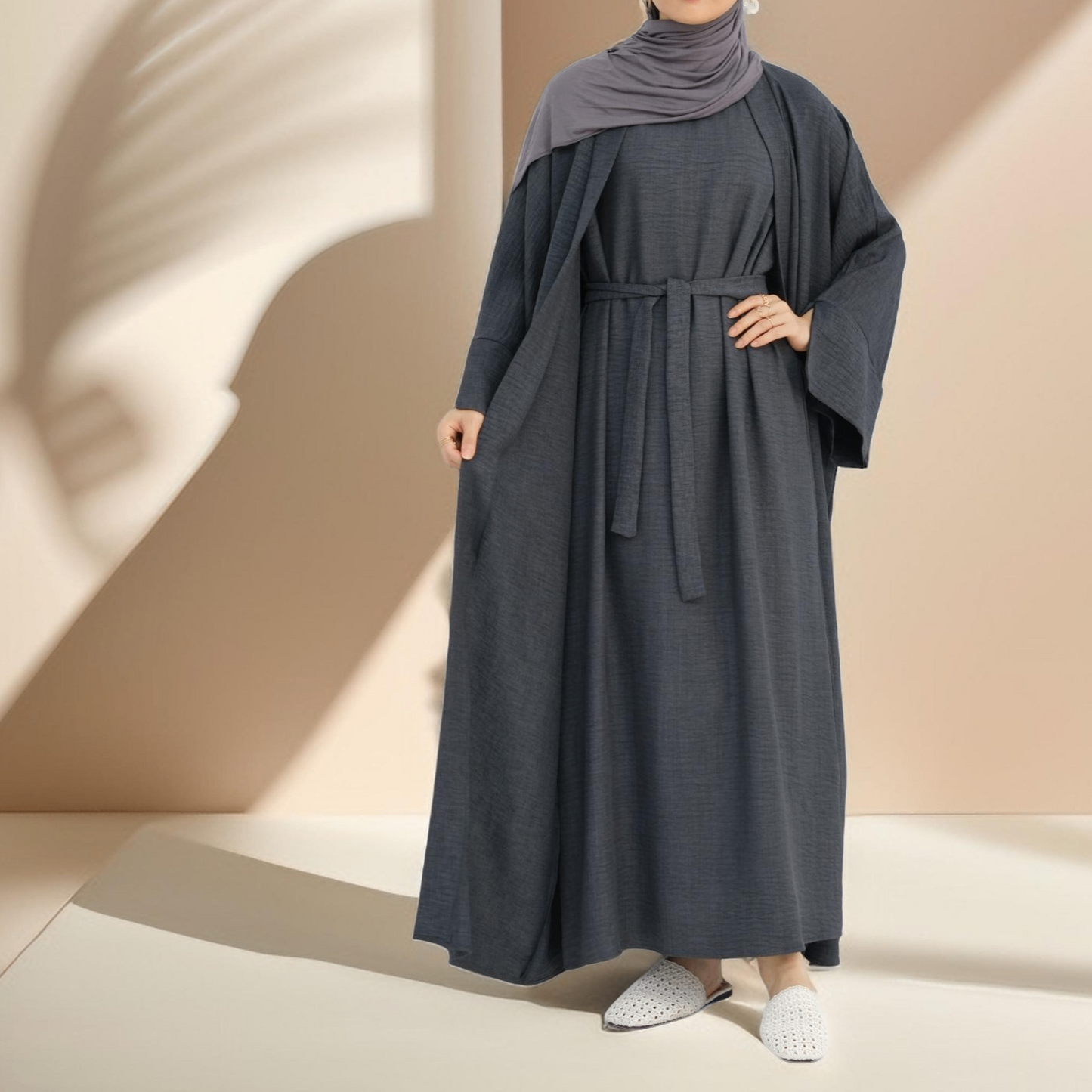 Kamila Classic : ensemble d'abaya ouvert uni 2 pièces