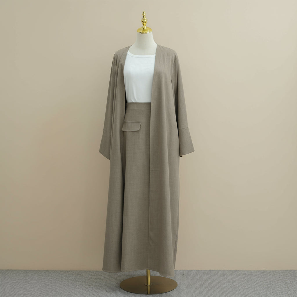 Conjunto de dos piezas Layan: abaya abierta y falda maxi