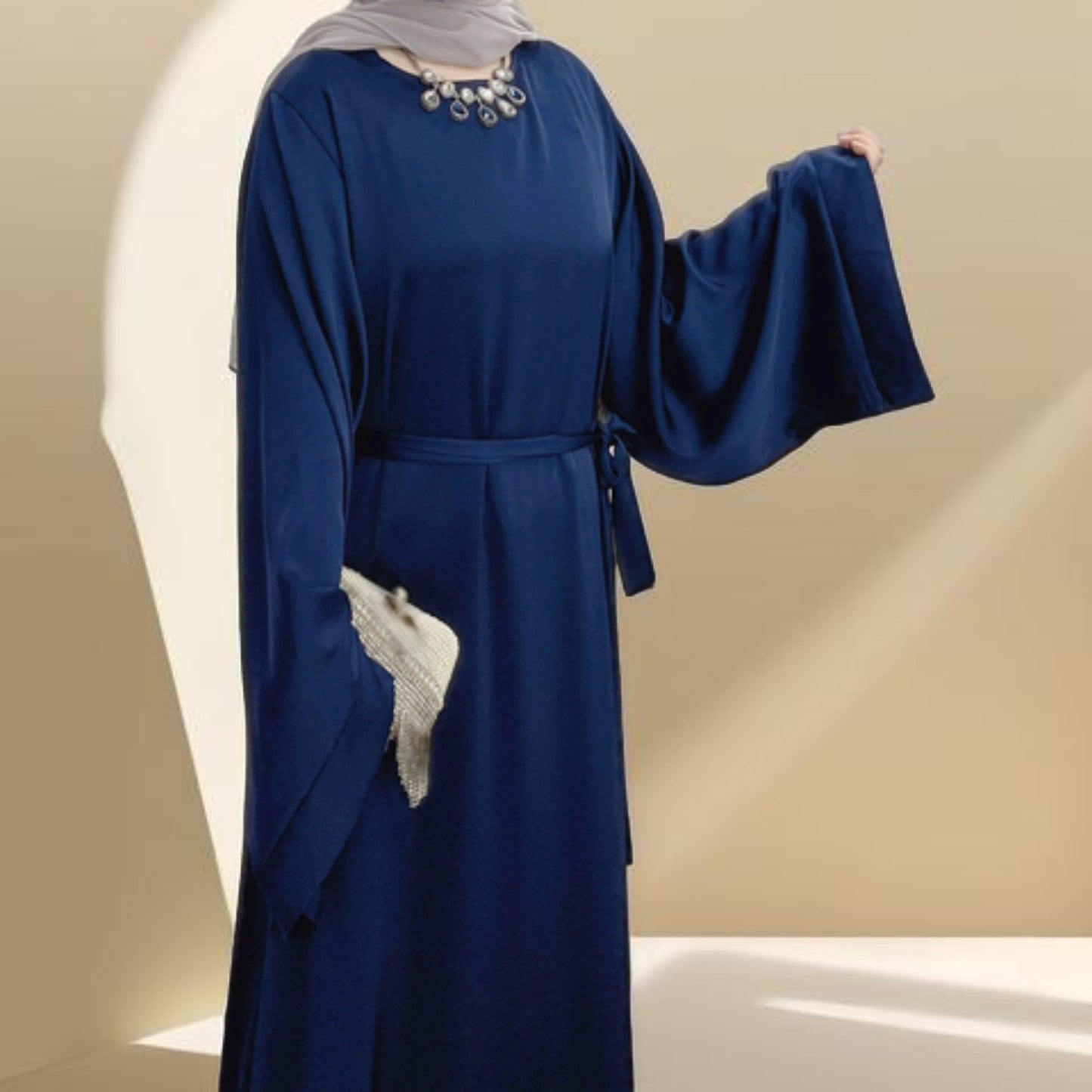 Lightweight plain abaya with long sleeves - Try Modest Limited 