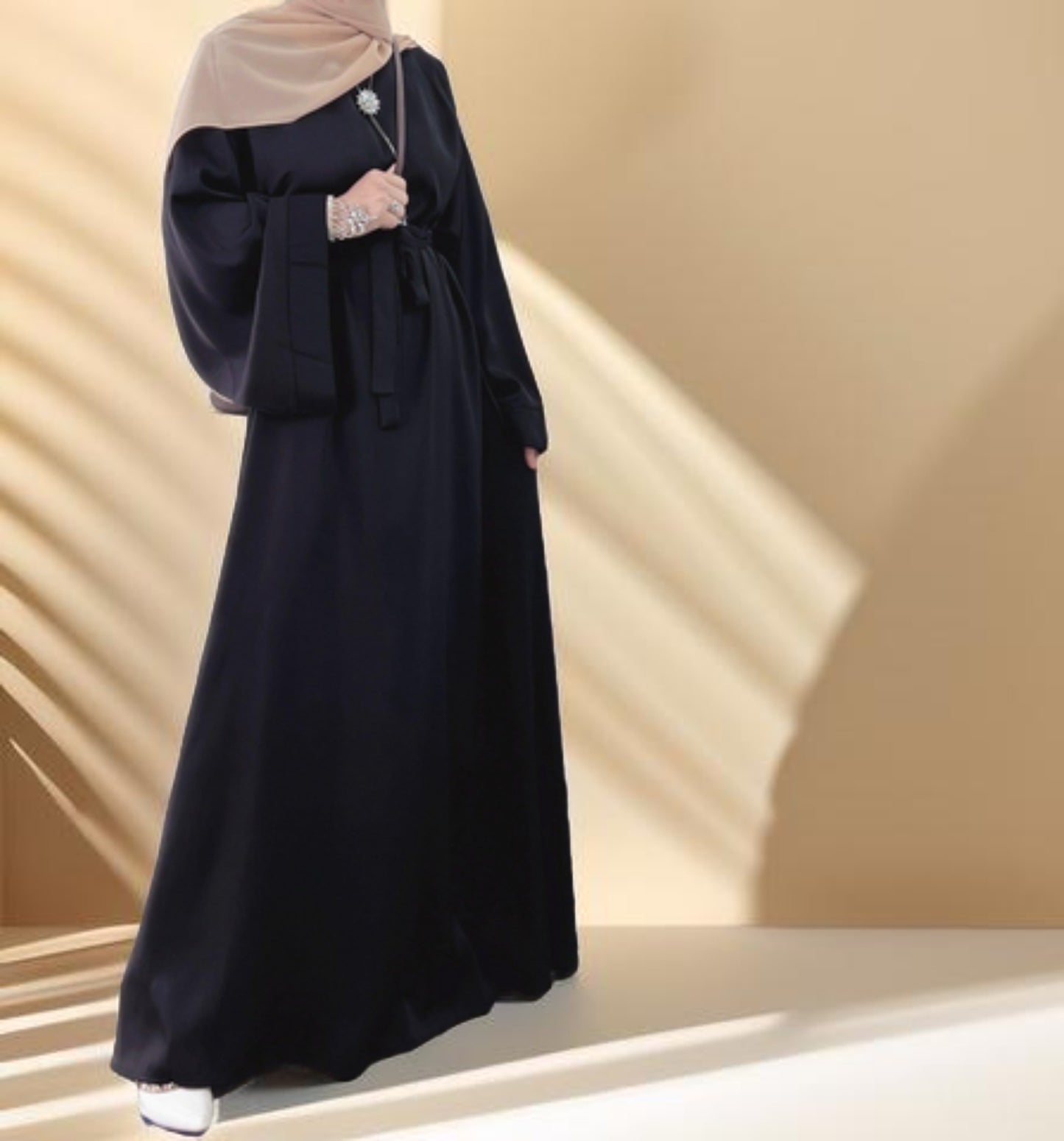 Lightweight plain abaya with long sleeves - Try Modest Limited 