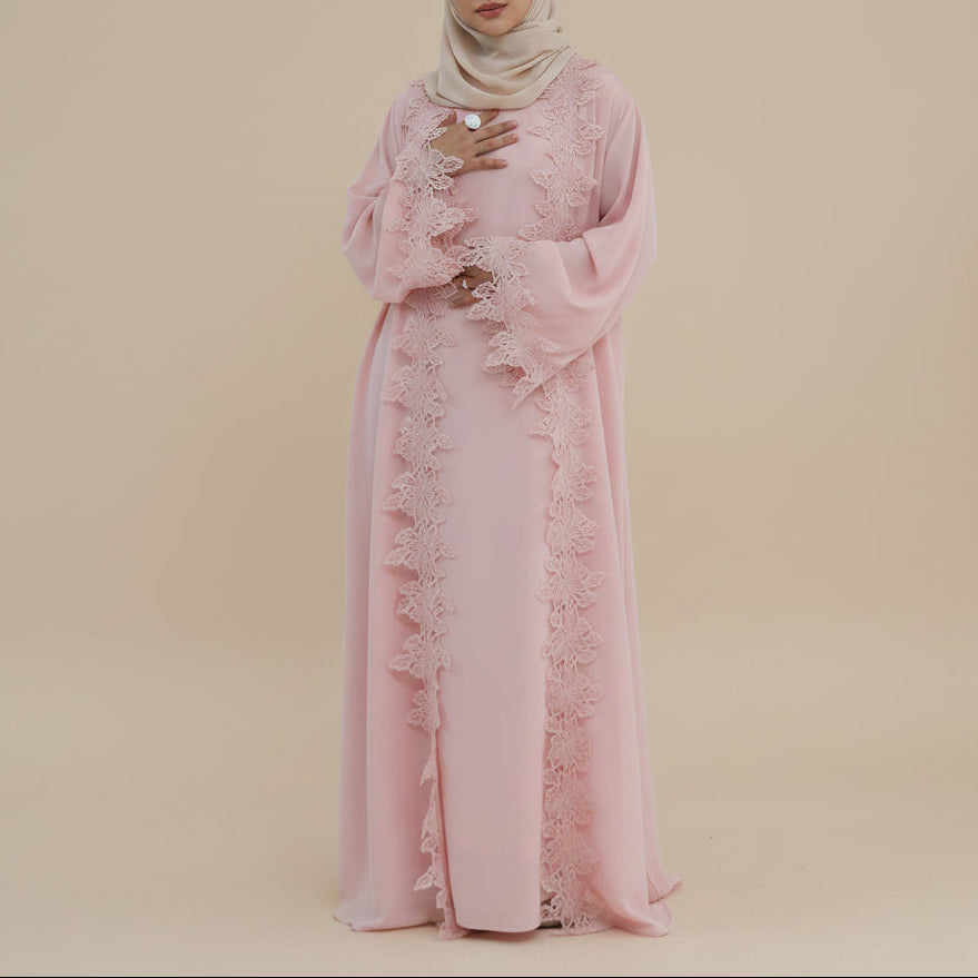 Σετ Abaya με ανοιχτή δαντέλα και λουλούδια Lucienna