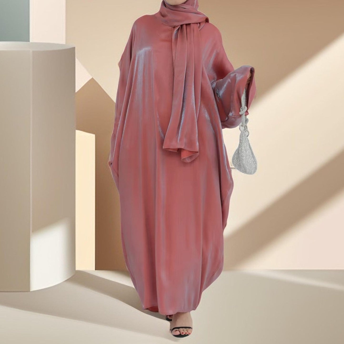 Abaya de lujo luminoso con hijab adjunto