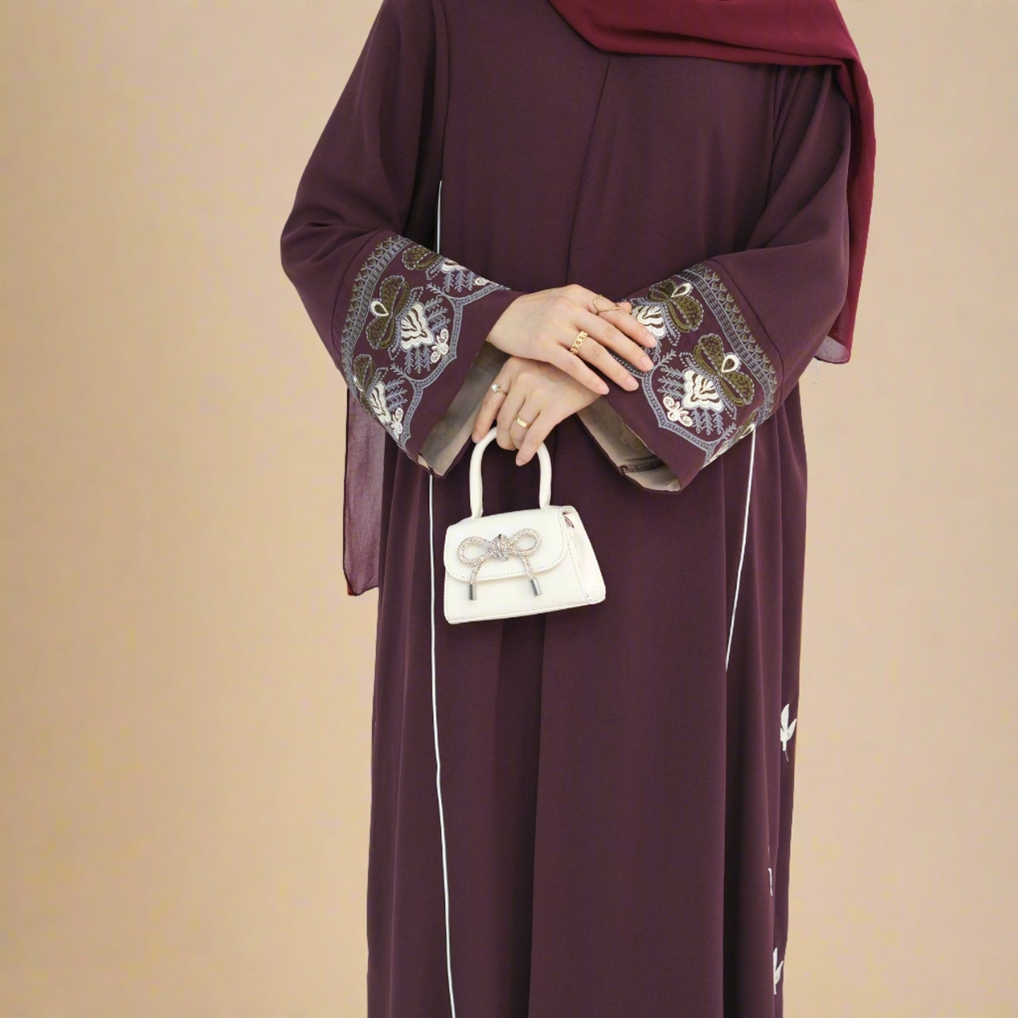 Malika-Luxury broderade öppna Abaya