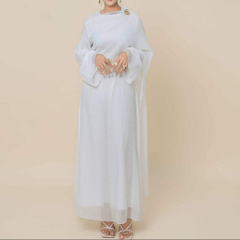 Maya – Plissiertes, langärmliges Maxikleid