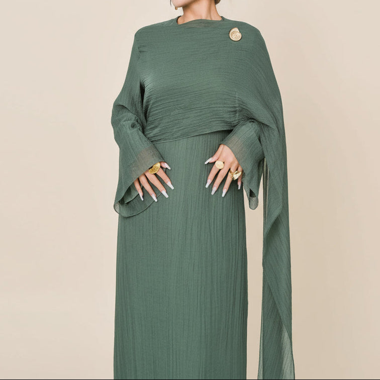 Maya – Plissiertes, langärmliges Maxikleid