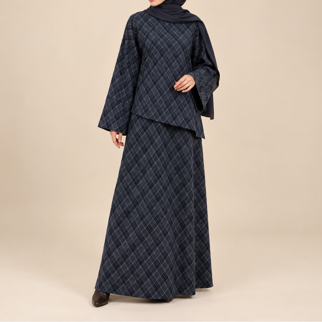 Mirelle combiset met geruite top en maxirok