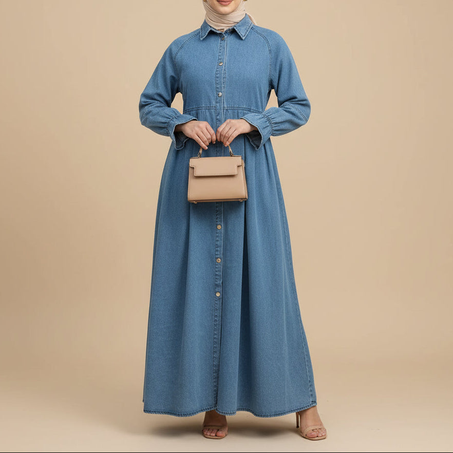 Nahla Blaues Jeans-Maxikleid mit Knopfleiste