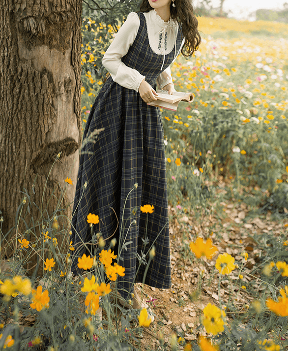 Retro college style dress - Try Modest Limited