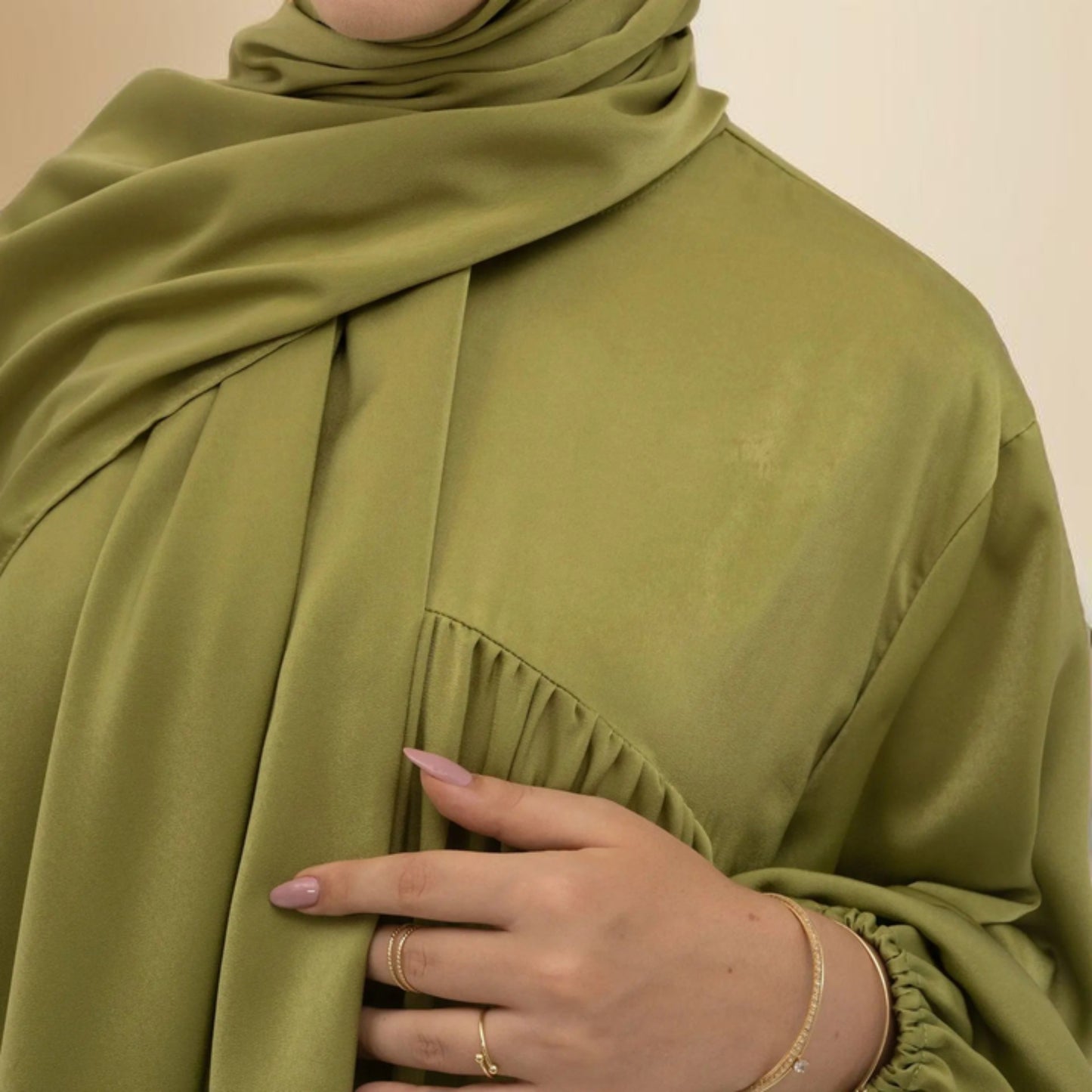 Shimmery Abaya Dress with Loose Fit - Try Modest Limited 