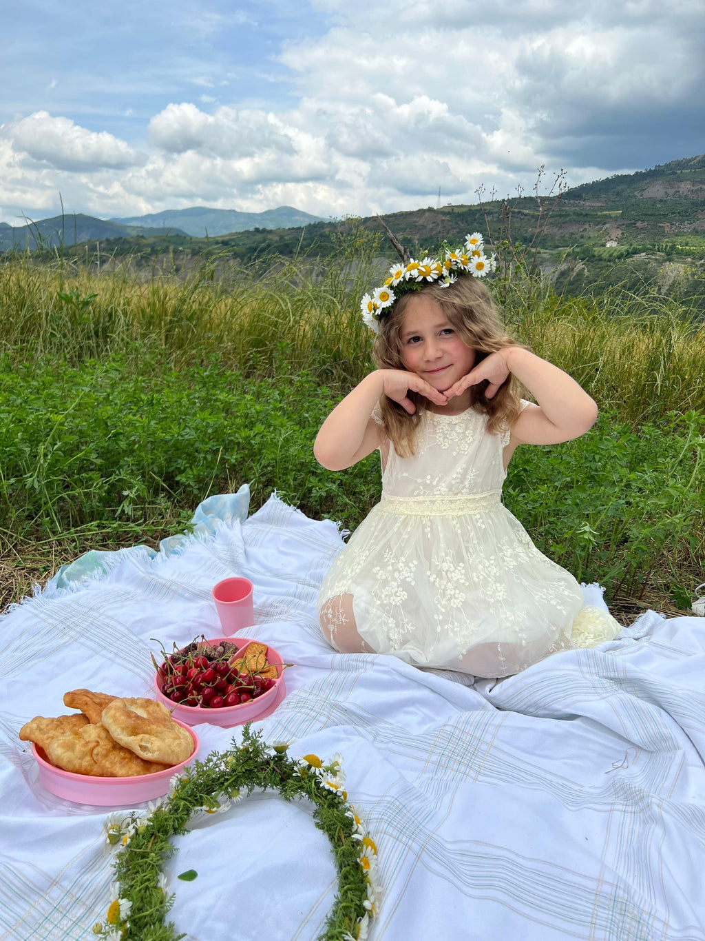 Short sleeve girls dress with lace - Try Modest Limited