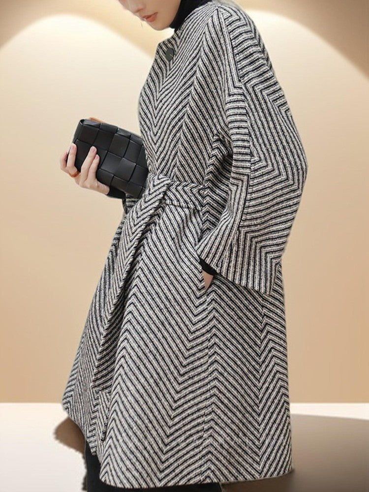 Women's Black and White Zig Zag Wool Coat - Try Modest Limited 