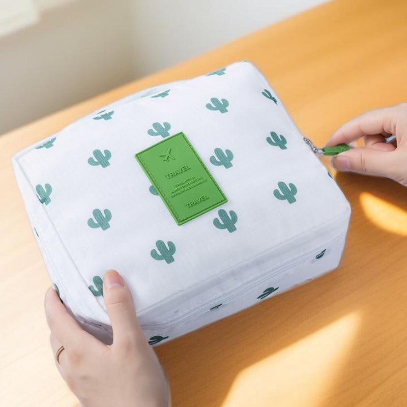 Women's Simple Waterproof Travel Makeup Bag-Keep your Beauty - Try Modest Limited