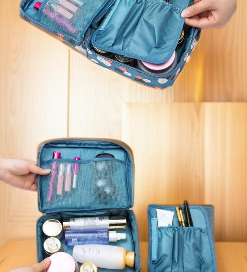 Women's Simple Waterproof Travel Makeup Bag-Keep your Beauty - Try Modest Limited