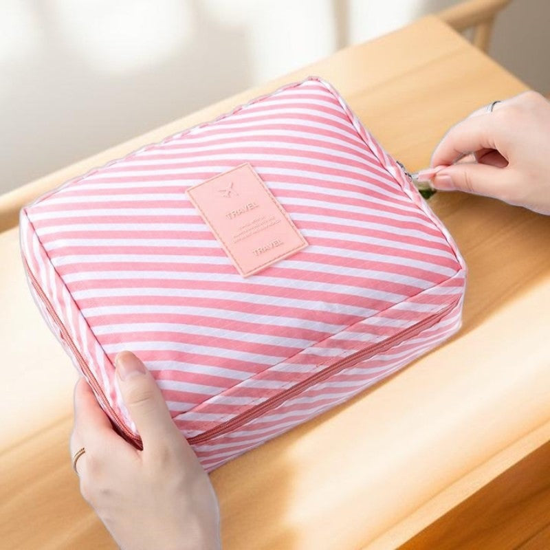 Women's Simple Waterproof Travel Makeup Bag-Keep your Beauty - Try Modest Limited