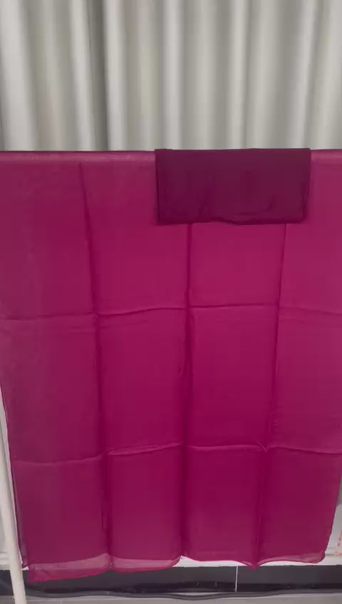 Ensemble hijab assorti en modal prune foncé
