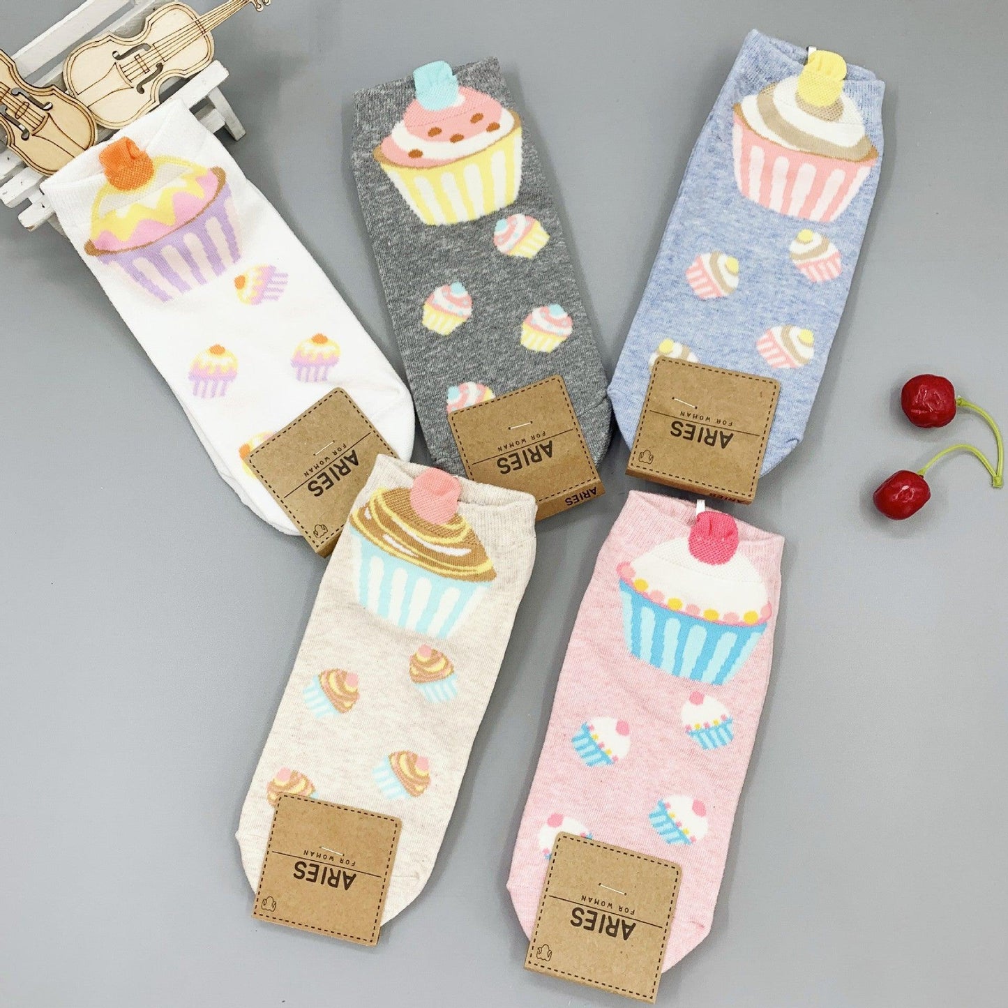 Cute Cupcake women's socks - Try Modest Limited 