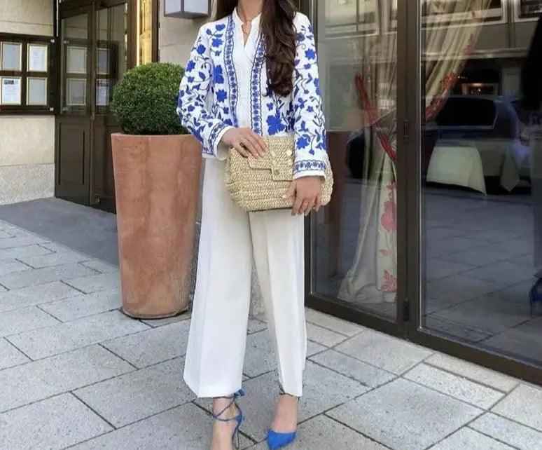 Women's beautiful Embroidered cotton jacket - Try Modest Limited