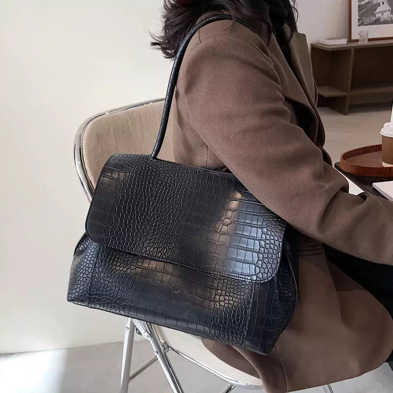 Alligator- Casual shoulder handbag Try Modest Limited 